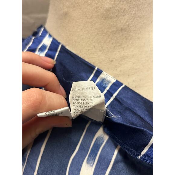 Nieman Marcus Natori II Small 100% Polyester Blue and White Stripped Robe - Picture 7 of 7